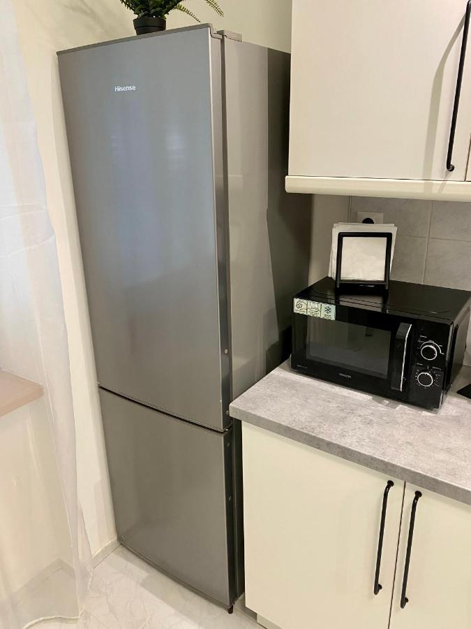 James Dean Apartment - Next To Nivy Bus Station & Mall บราติสลาวา ภายนอก รูปภาพ